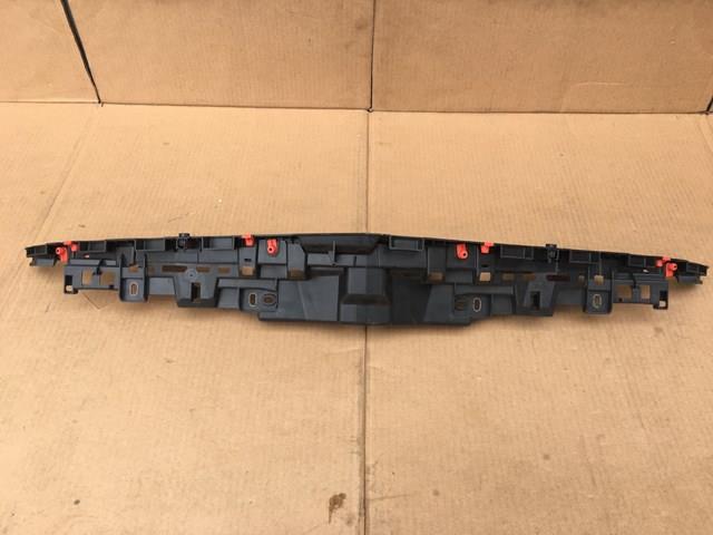 Кронштейн бампера переднього, центральний General Motors 13250567 ціна, від 38.01 USD