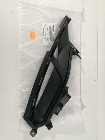 Решітка переднього бампера, права Porsche 9J1807682OK1 ціна, від 59.96 USD