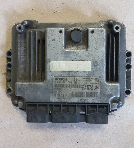 Електронний блок керування двигуном 0281011560 Peugeot/Citroen