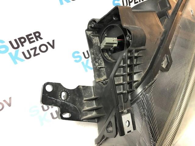 GJ5Z13008F Ford Фара дальнього світла в зборі