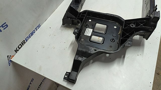 Купити 64101KL000 Hyundai/Kia Установча панель передня