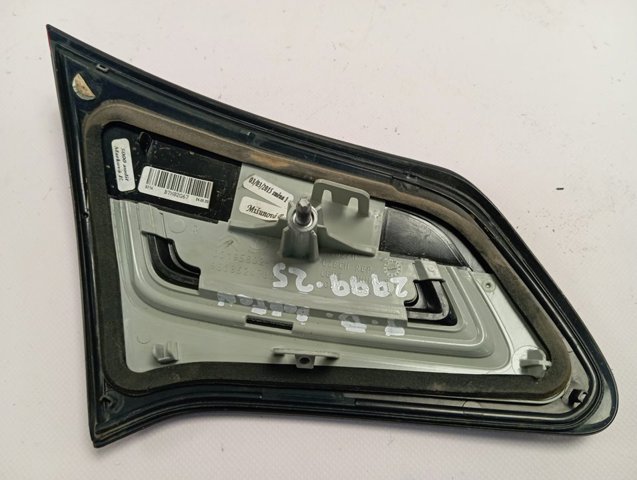 Ліхтар задній правий, внутрішній 9808624780 Peugeot/Citroen