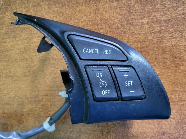  Mazda GKK1664M0 ціна, від 25.25 USD