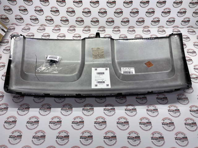 Заглушка бампера буксирувального гака, задня Land Rover LR045174 ціна, від 210.99 USD