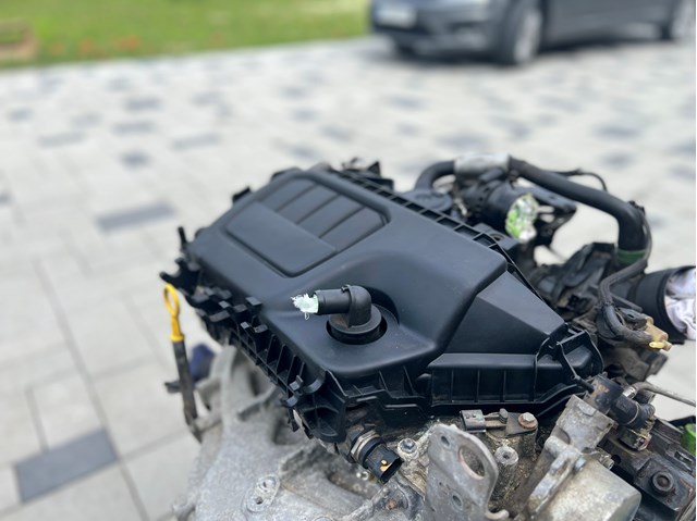 Купити R9M402 Renault (RVI) Двигун