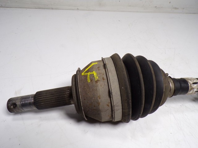 Привід передній лівий Renault (RVI) 391014PD0A ціна, від 346.86 USD