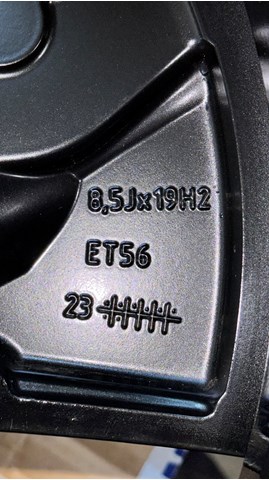 Купити 32294213 Volvo 