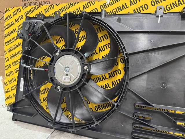 PXNS15025 Mazda Дифузор радіатора охолодження, в зборі з мотором і крильчаткою