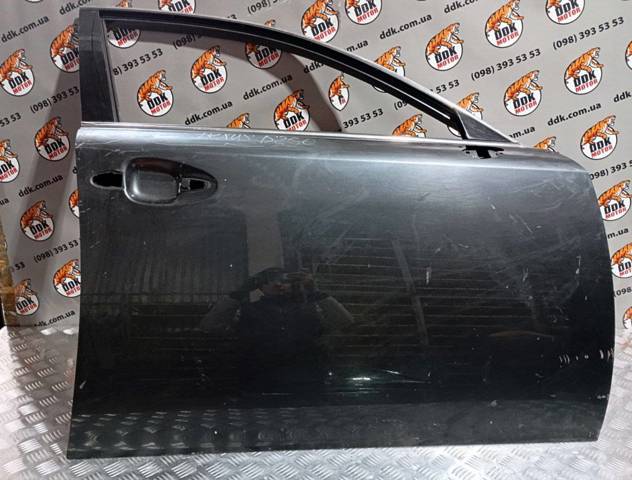 Двері передні, праві Toyota 6700153050 ціна, від 112.87 USD