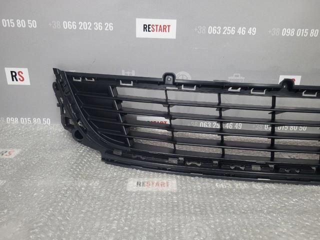 Решітка переднього бампера Polcar 60142720 ціна, від 77.48 USD