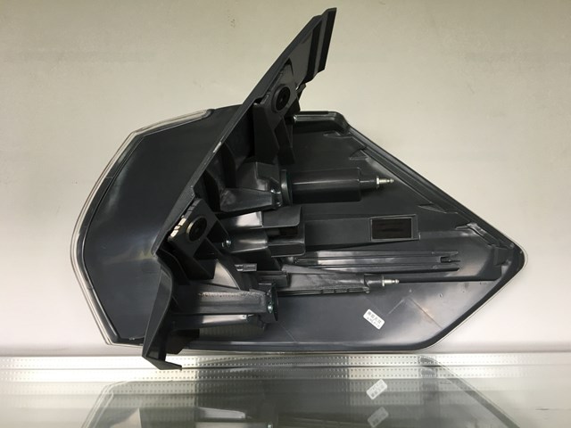 FP5037F1E Depo/Loro/Abakus Задній лівий зовнішній ліхтар