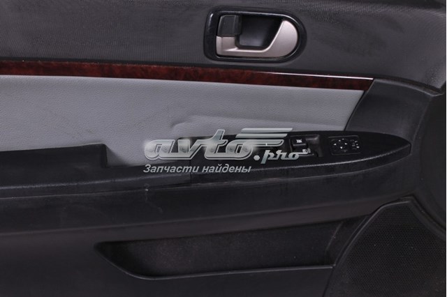  Двері передні, праві Mitsubishi Galant 9
