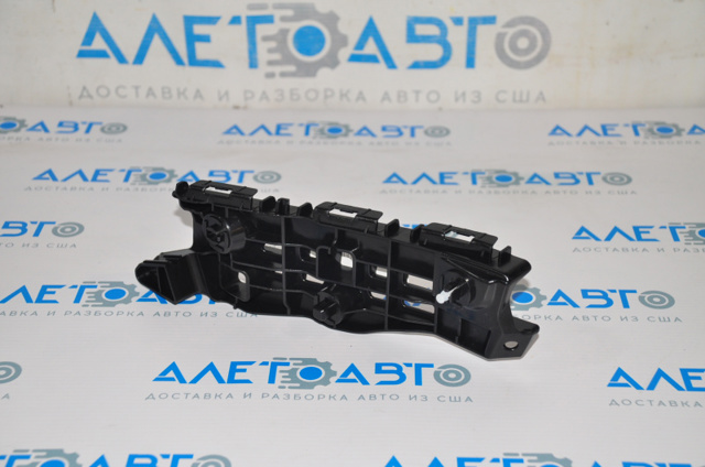 Купити 8156932 FPS Кронштейн бампера переднього, правий