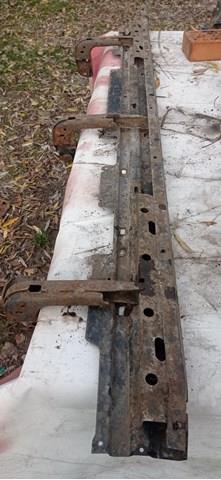 Підніжка ліва Q-fix Q3760420 ціна, від 182.28 USD