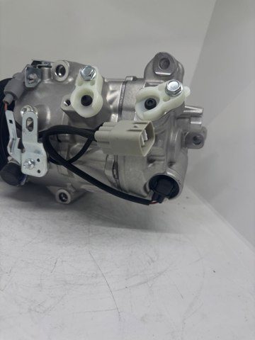 8832030730 Toyota Компресор холодоагенту