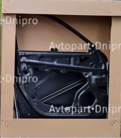 Купити KBY05902XD Mazda Двері кабіни