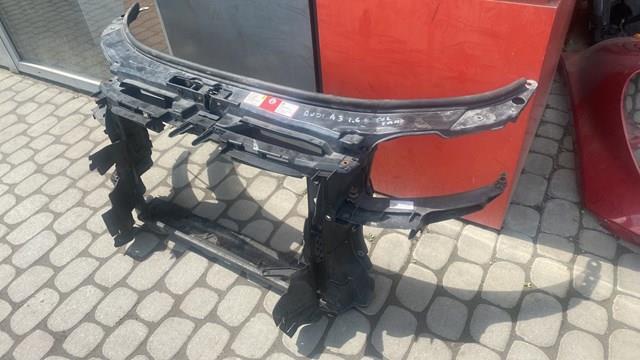 Рамка радіатора 8P0805588 VAG