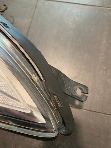 Фара ліва 921013ZXXX Hyundai/Kia