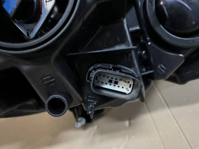 Фари Depo/Loro/Abakus FP2820R5E ціна, від 138.54 USD