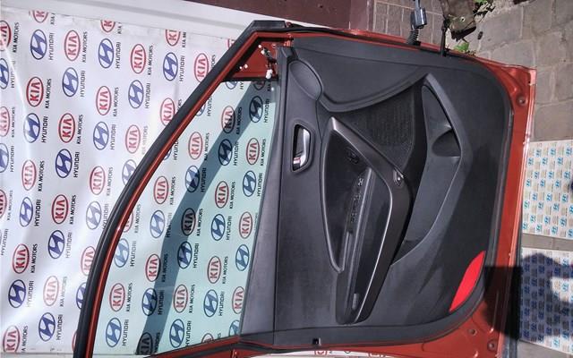 Купити 826112W000RYN Hyundai/Kia 