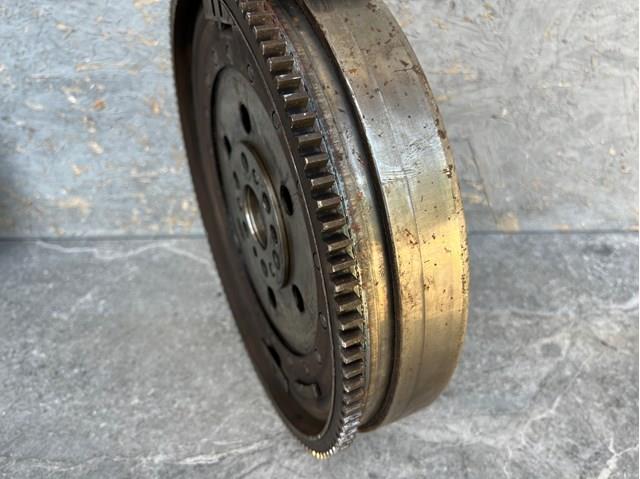7560876 BMW Демпферний маховик