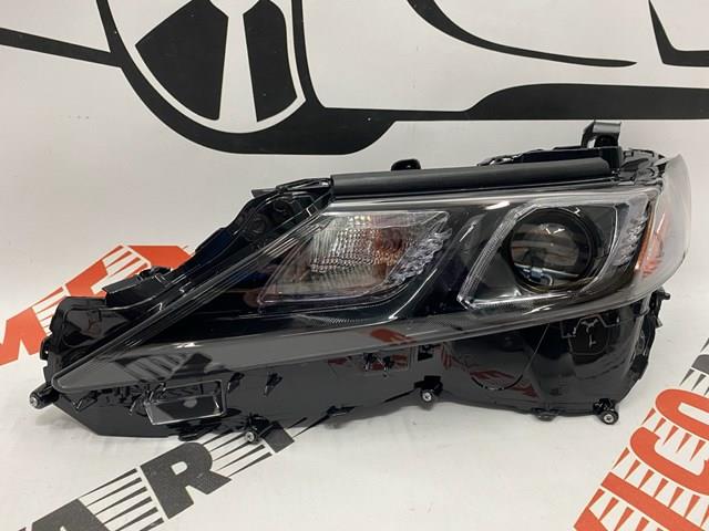 Фара ліва 8115006G10 Toyota