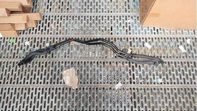 Купити 975704H010 Hyundai/Kia Патрубок грубки