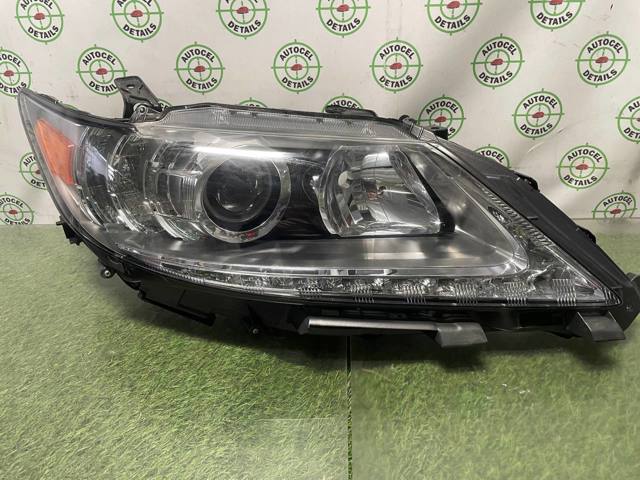 Фара права 8114533B60 Toyota