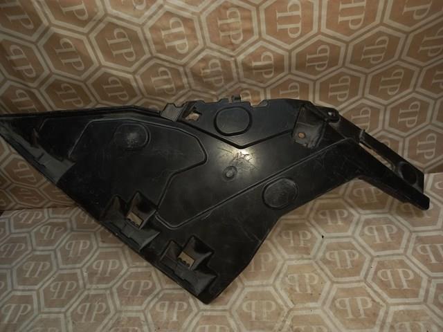 51117337092 BMW Кронштейн кріплення крила переднього правого, передній