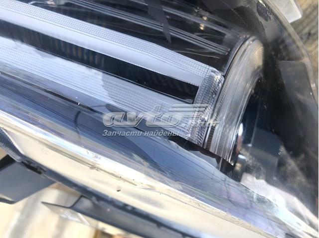 Фара Mazda KB8N51040
