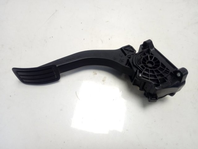 Підаль газу Peugeot/Citroen 9836042080 ціна, від 57.01 USD