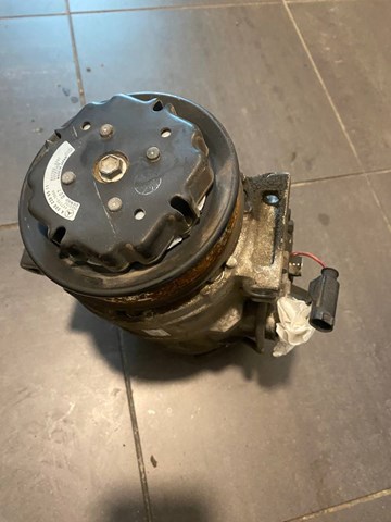 4472208224 Mercedes Компресор холодоагенту