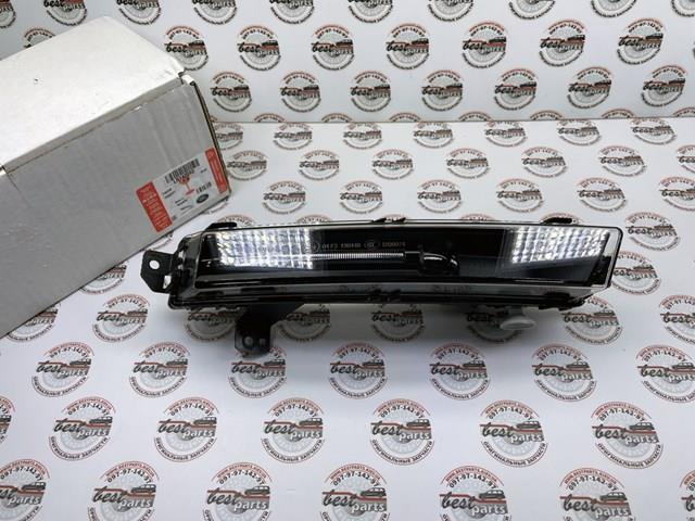Купити LR142092 Land Rover Протитуманка права