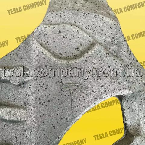  111071100B Tesla