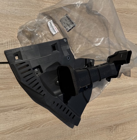 Купити 5320953080 Toyota Повітропровід (дефлектор) радіатора, лівий