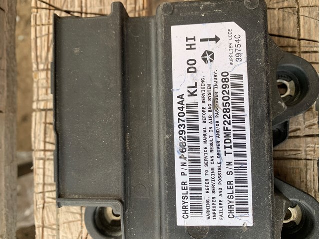 Блок управління airbag Chrysler P68293704AA