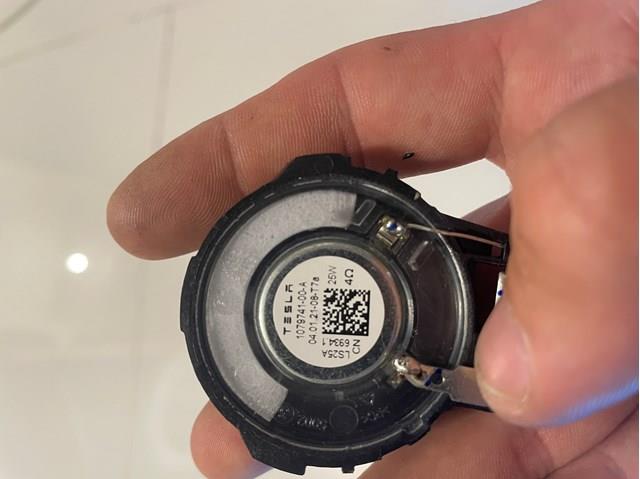Динамік передньої двері 107974100A Tesla
