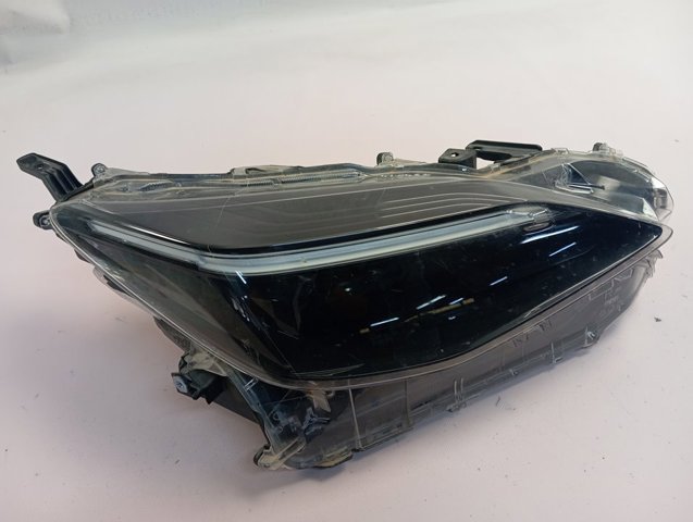 Фара права 811300DP30 Toyota