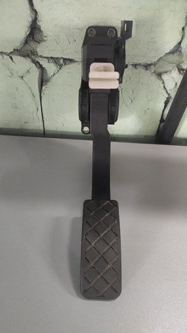 Підаль газу VAG 0281002342 ціна, від 17.10 USD