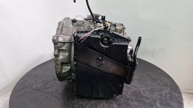  AV9R7000CB Ford