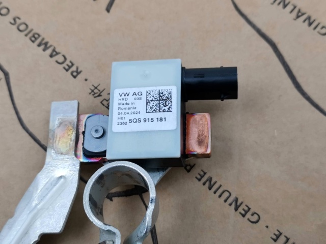  VAG 5QS915181 ціна, від 49.40 USD