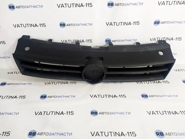 Решітка переднього бампера, центральна FPS FP7415991