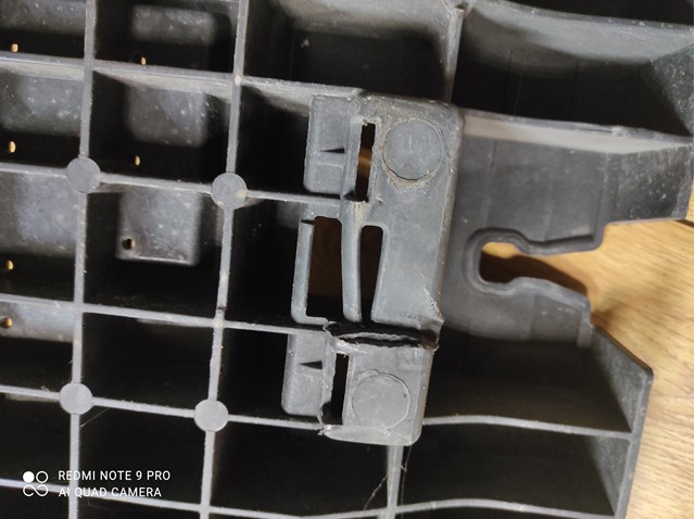Купити A1676981801 Mercedes 