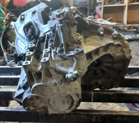 6CIR7F096 Ford 