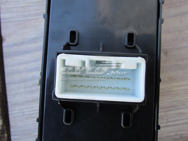  Hyundai/Kia 93570F1000