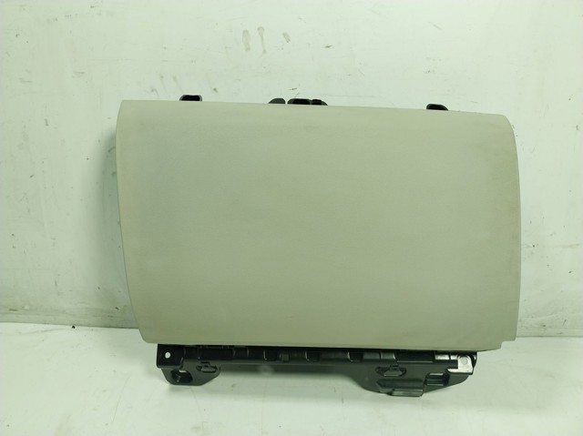 Ящик для рукавичок (бардачок) 39829434 Volvo