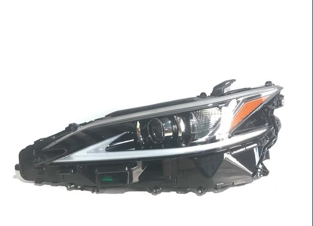 Фара права 8111006C91 Toyota