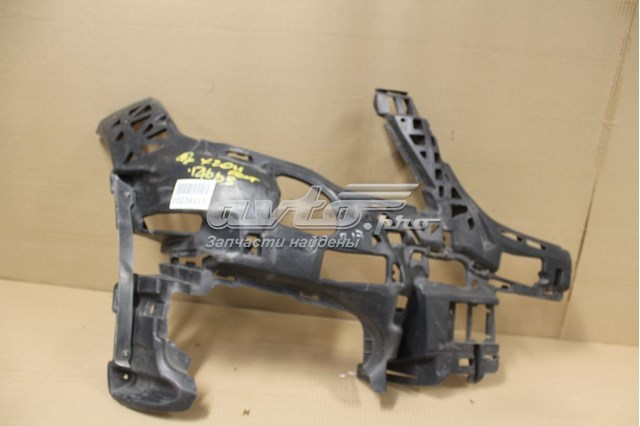Купити A2048855265 Mercedes Кронштейн бампера переднього