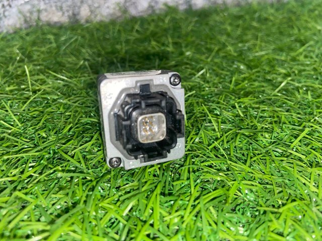 Купити LR092733 Land Rover 