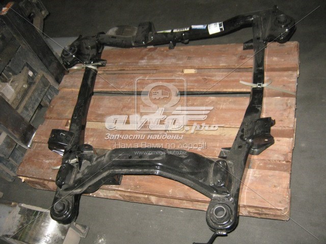 Купити 4010A34111 Ssang Yong Підрамник передній